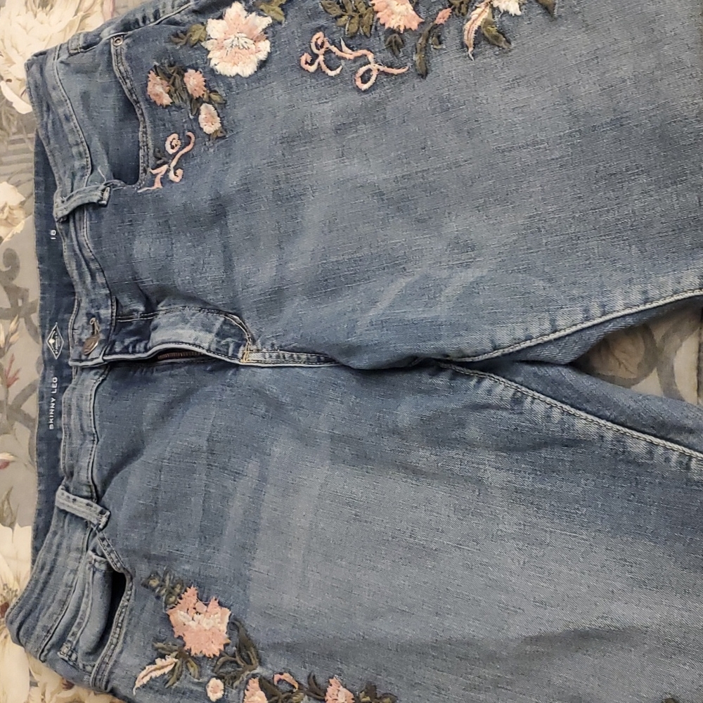 St.Johns Bay skinny leg jeans